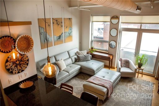 12 S Lexington Avenue 304 PK123