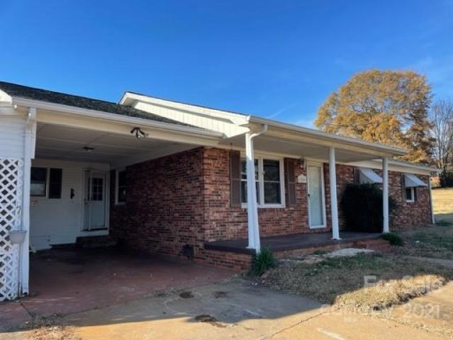 1206 Sulphur Springs Road