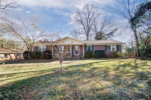 6111 Elmwood Circle