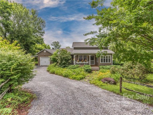 568 Crescent Drive