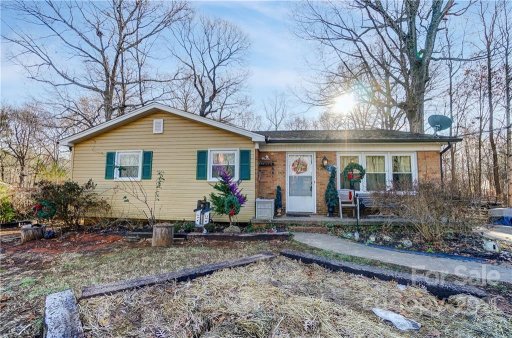 1308 Northwoods Drive