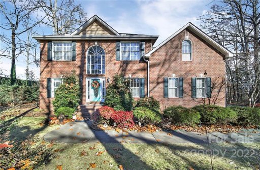 125 Woodstream Circle