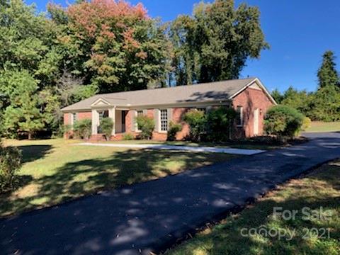 2186 Wentworth Drive