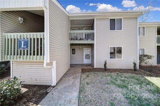 1562 Eagles Place L-103