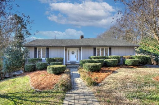 9214 Horseshoe Circle