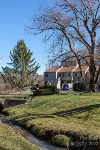 203 Juniper Lane