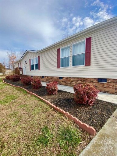 367 Hollybrook Court