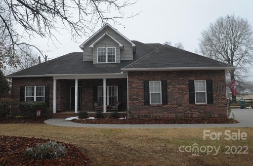 902 Stonewyck Drive