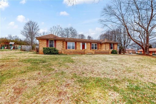 2198 Ridgewood Drive