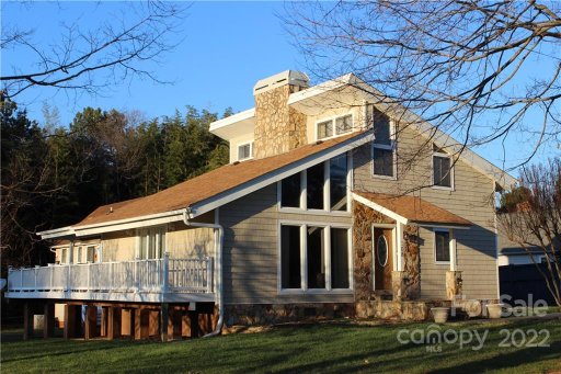 108 Harborview Place