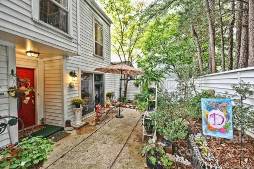 7107 Stonington Lane