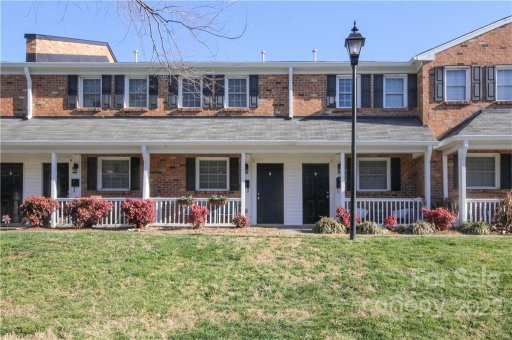 1310 Green Oaks Lane I