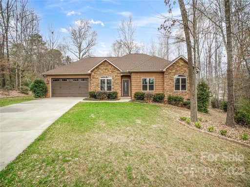 1139 Woodlawn Circle