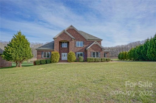 1043 Hastings Court