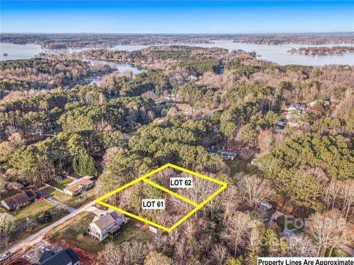 00 Lakeland Drive 61