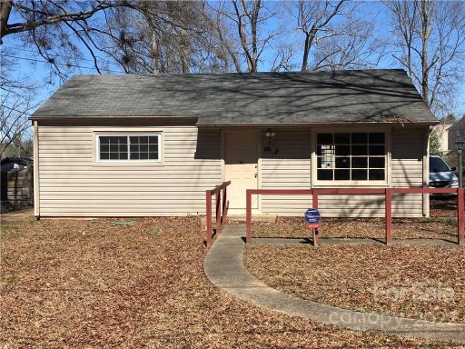 814 Circle View Drive