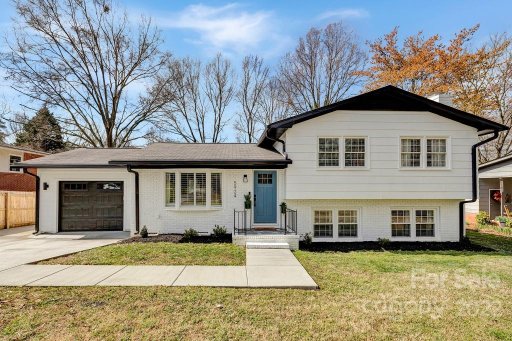 5924 Charing Place