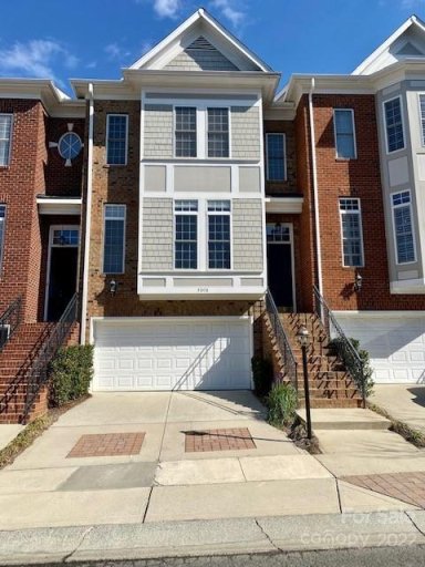 3008 Luke Crossing Drive