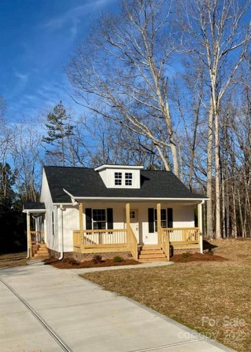 1561 Mack Drive