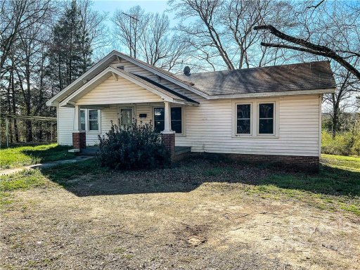 1491 White Oak Avenue