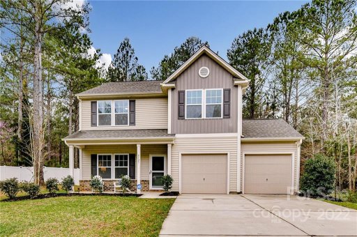 8123 Mossy Rock Road