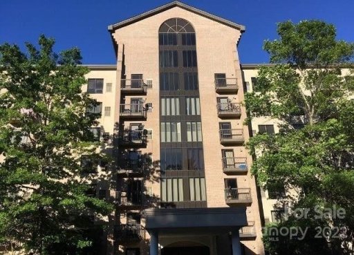 211 Heritage Boulevard 212