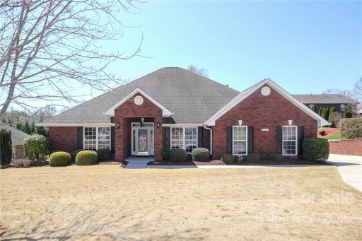 2501 Kinmere Drive