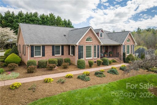 413 Woodridge Drive