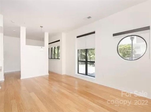 525 E 6th Street 101