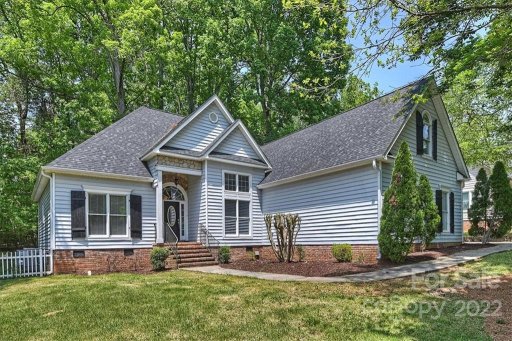 1064 Eagle Drive