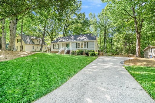 5902 Chapel Creek Court