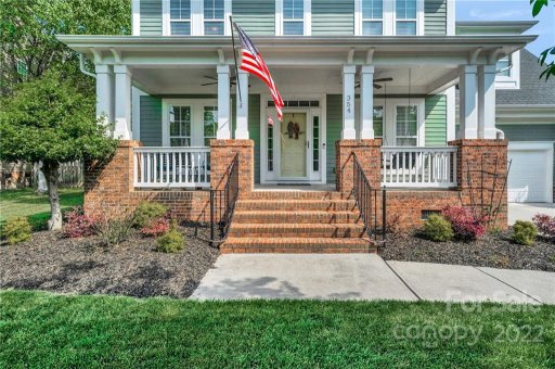 354 Shoreline Parkway