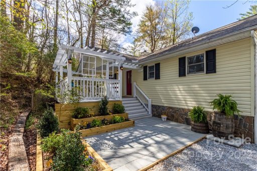 434 Holly Road 40