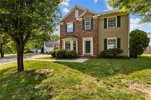 2105 Norwich Court