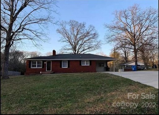 2133 Woodcroft Lane