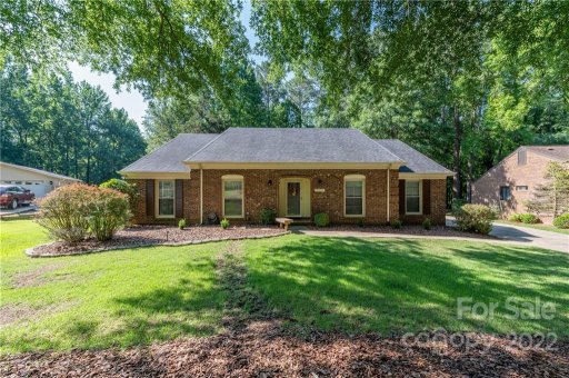 4714 Autumn Leaf Lane