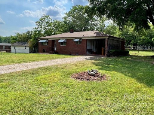 228 Ivy Run Court