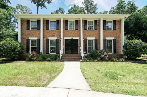 1417 Mclaughlin Drive L43