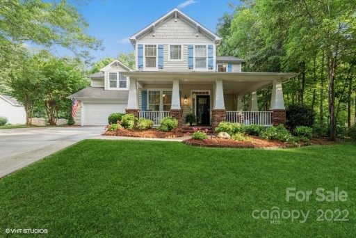 1513 Golden Rain Drive