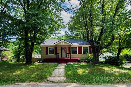 2135 Arlington Place