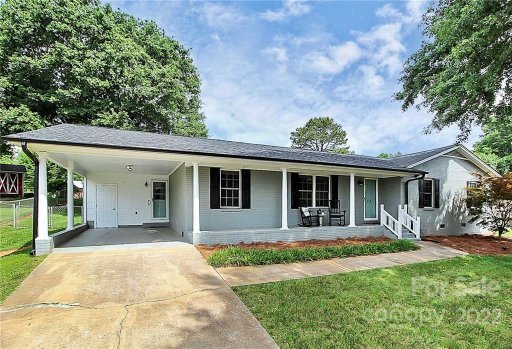 112 Hedgestone Drive