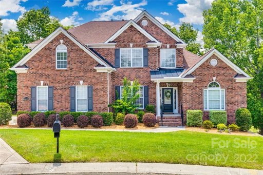 1204 Doral Court