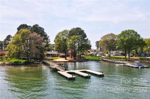 713 Isle Of Pines Road