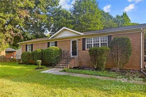 10217 Glenmac Road 3