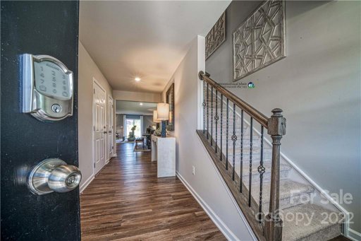 1106 Barcliff Drive 001