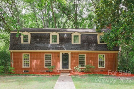 1703 Westbrook Circle