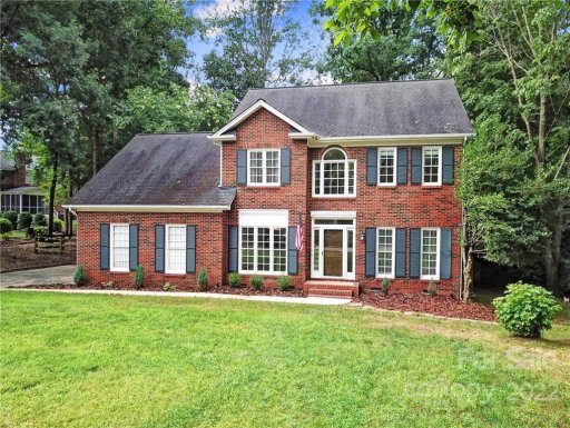 2611 Willowbrook Drive