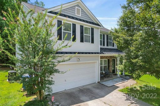 228 Flanders Drive