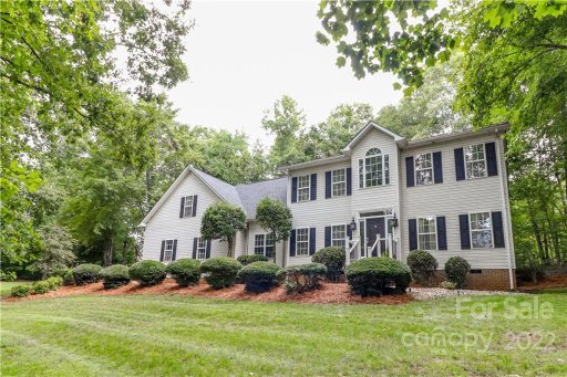 6389 Willowbottom Road