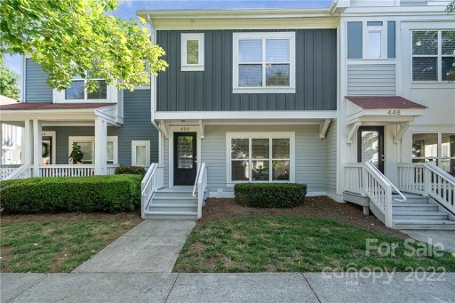 450 W Worthington Avenue